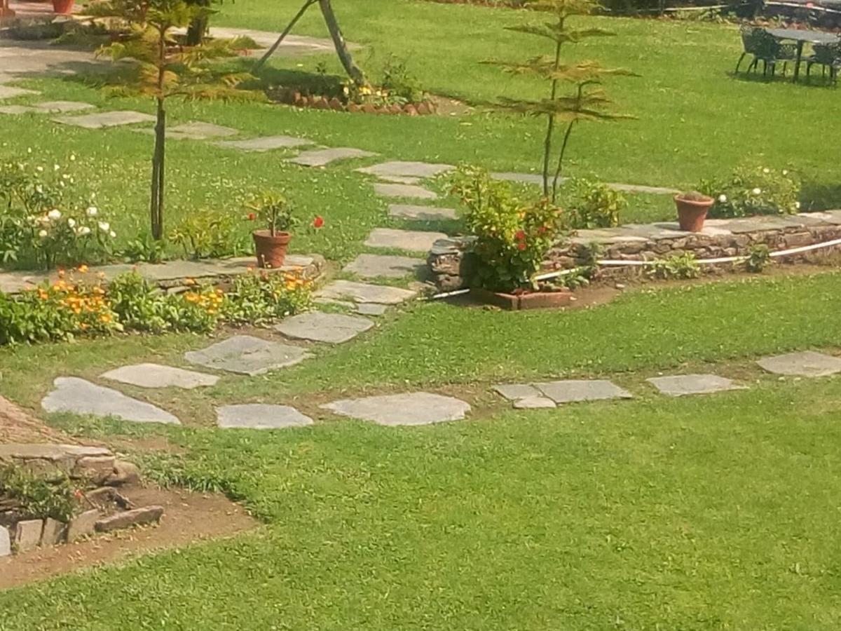 Vamoose Eco Lodge Chevron Kausani Bagian luar foto