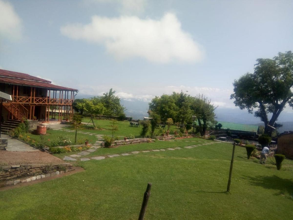 Vamoose Eco Lodge Chevron Kausani Bagian luar foto