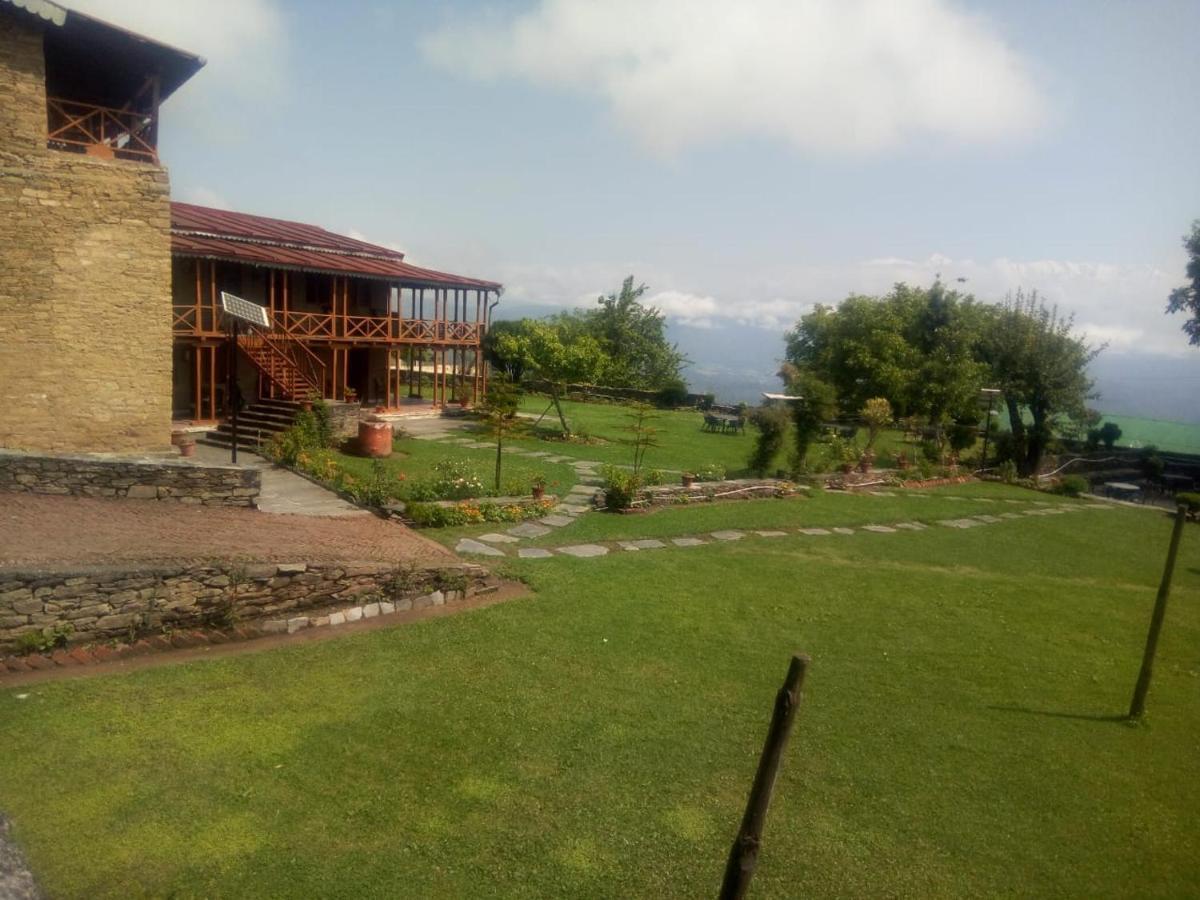 Vamoose Eco Lodge Chevron Kausani Bagian luar foto