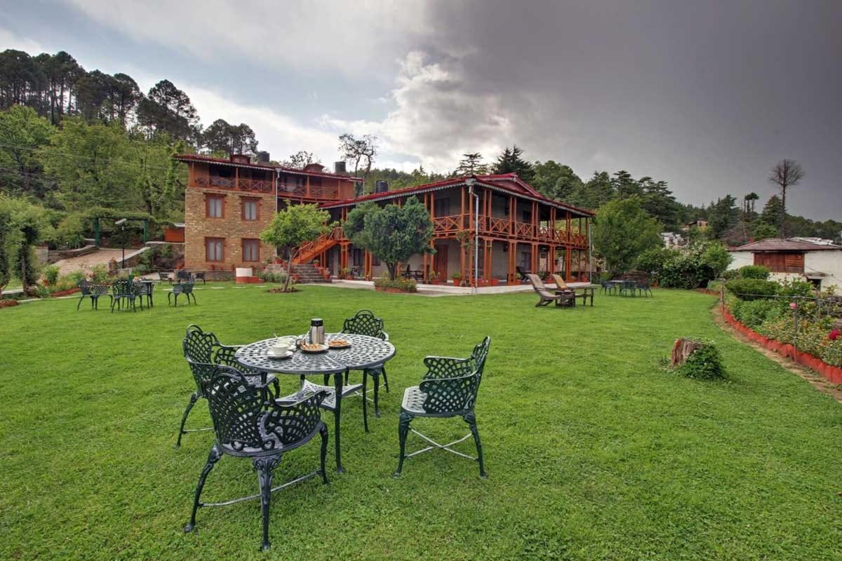 Vamoose Eco Lodge Chevron Kausani Bagian luar foto